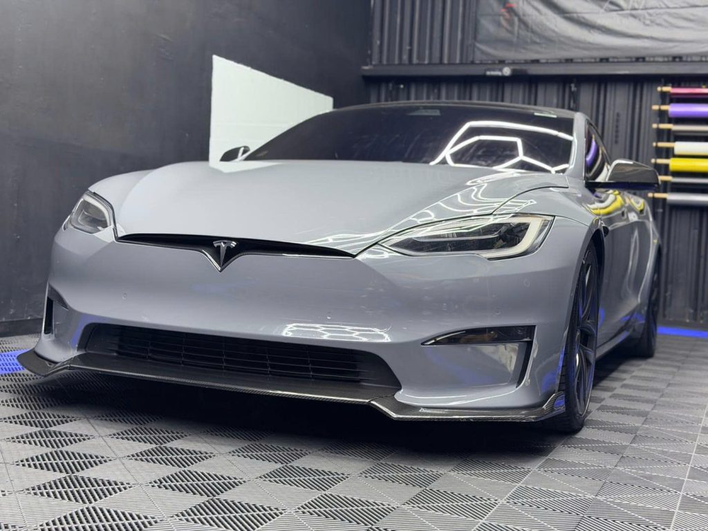 VinylFrog Super Glossy Nardo Gray